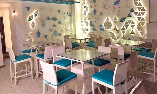 Uptown Cafe and Restaurant 2